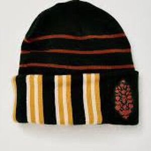 NWT Fp Movement Park City Prep Beanie color Green.